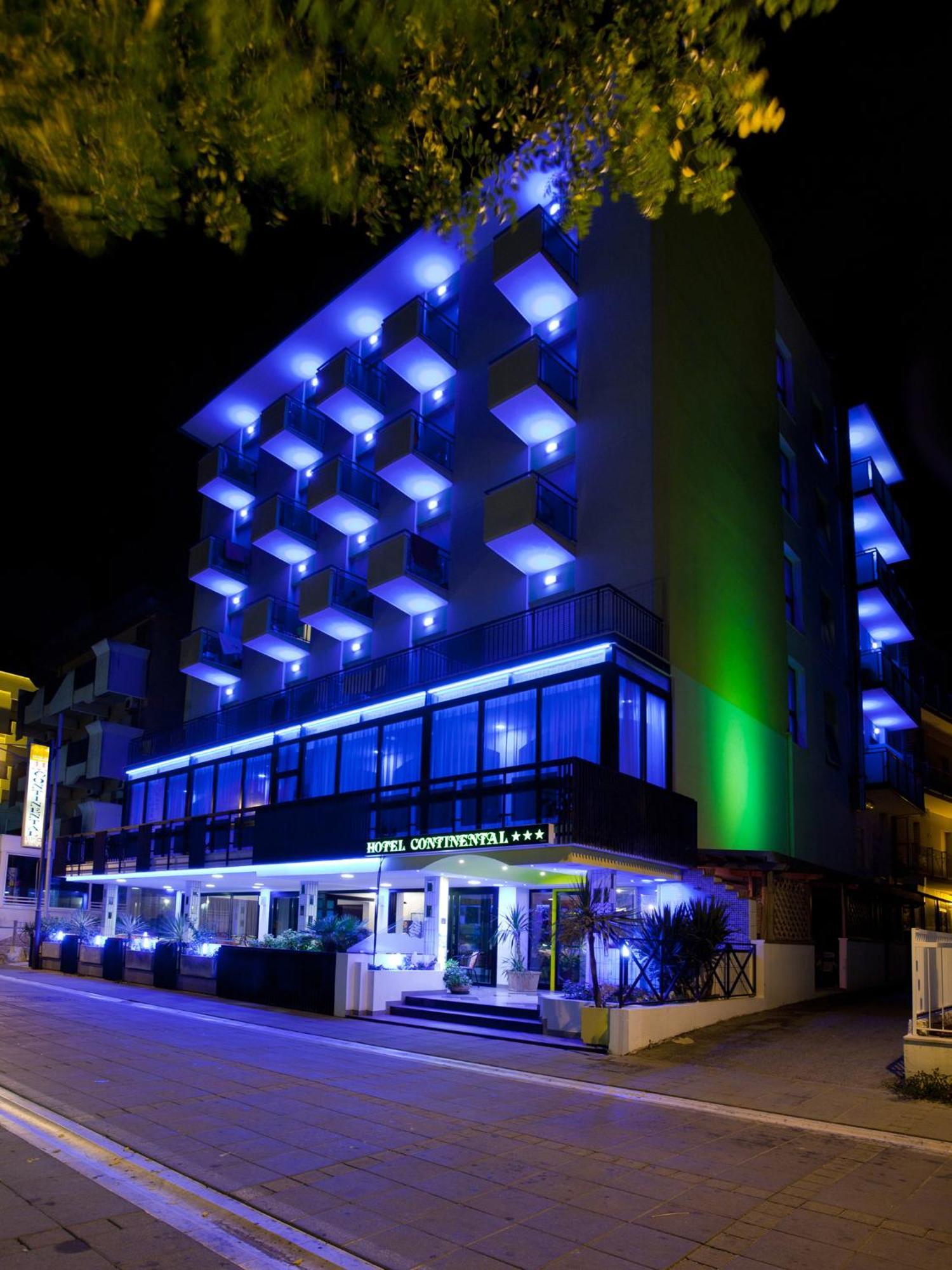 Hotel Continental Bellaria-Igea Marina Exteriör bild